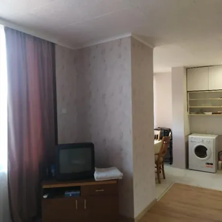 студио * Tărgovište